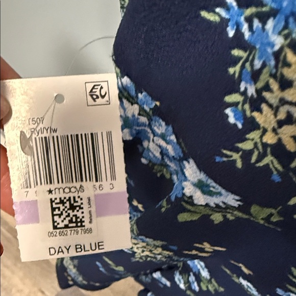 Floral Sleeveless Dress - Picture 10 of 10